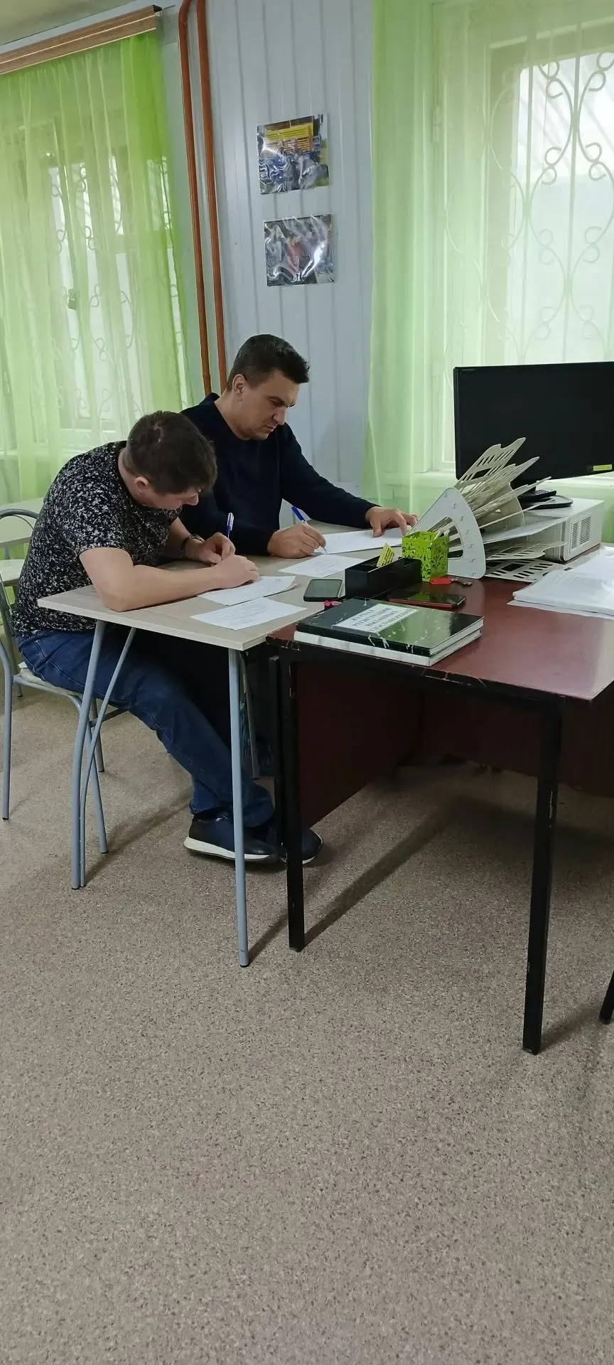 Машинист мостового крана